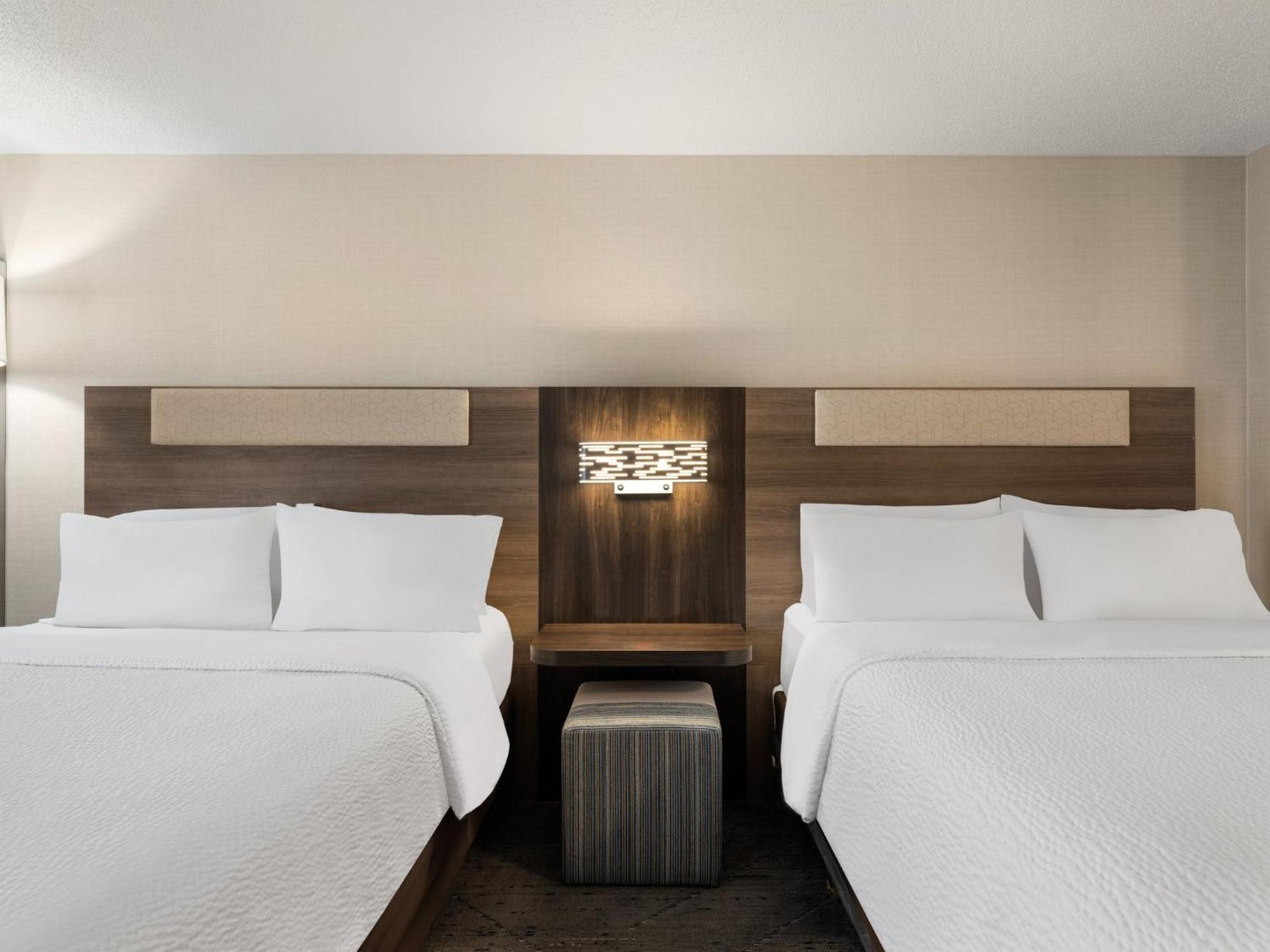 Express Hotel 2*